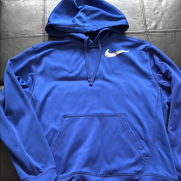 Nike Hoodie - Picture 1 of 3